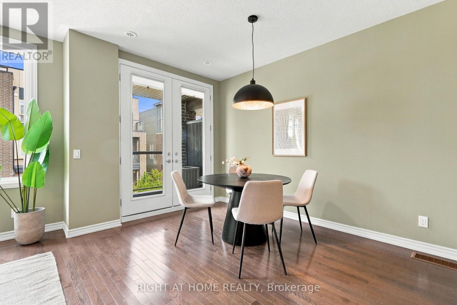 3048 Blacktusk Common, Oakville, ON