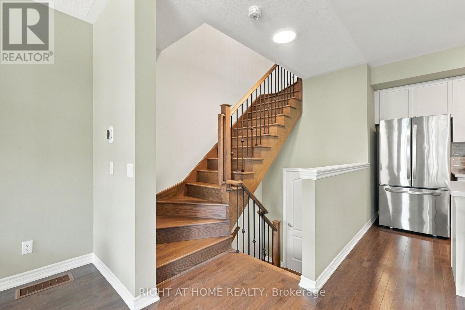 3048 Blacktusk Common, Oakville, ON
