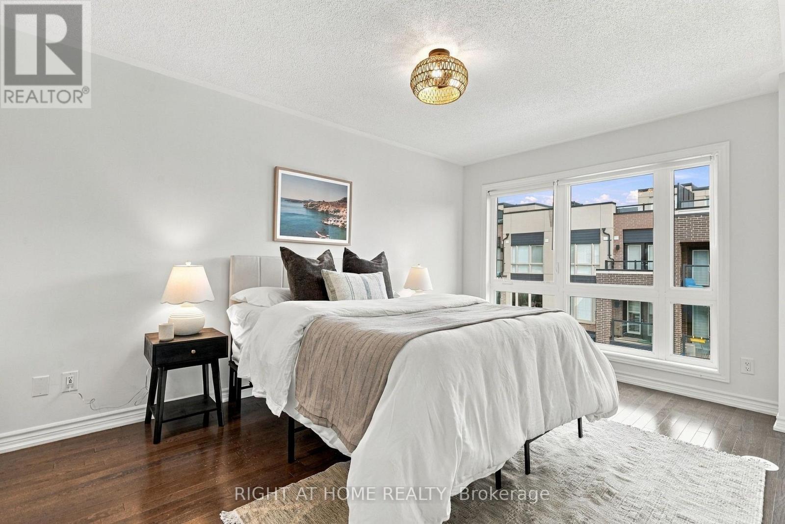 3048 Blacktusk Common, Oakville, ON