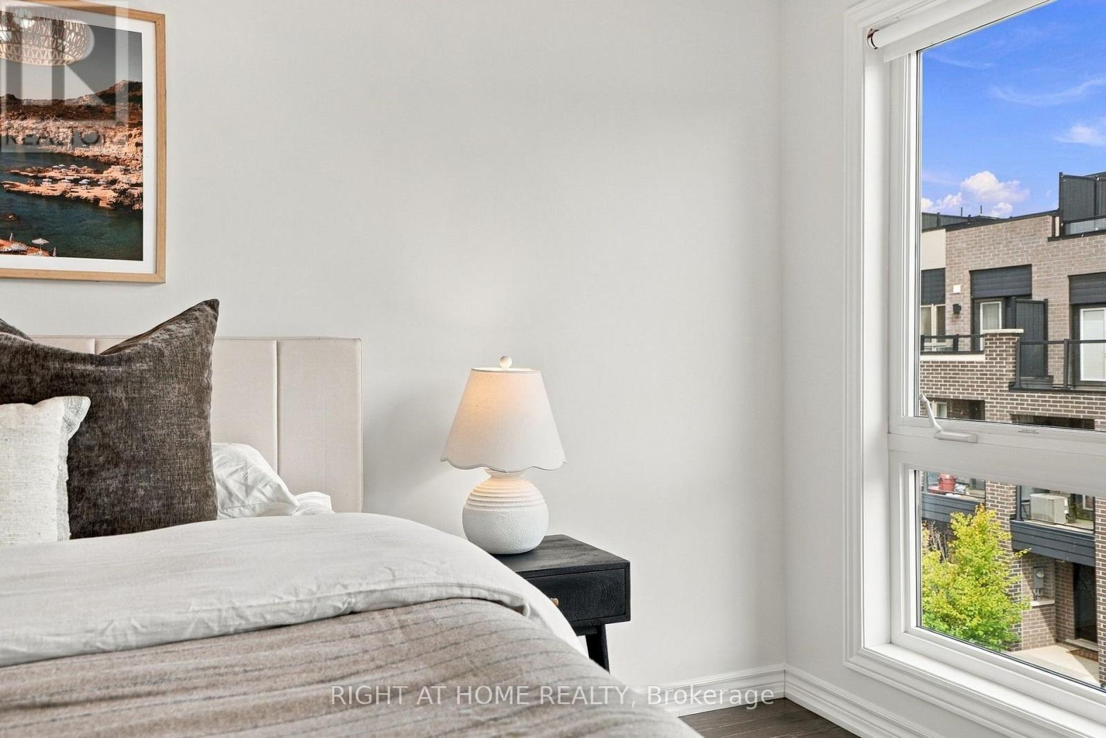 3048 Blacktusk Common, Oakville, ON