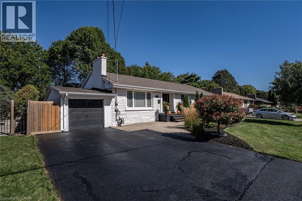 43 Miller Drive, Ancaster, ON