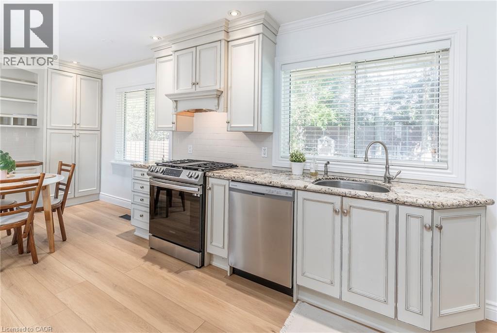43 Miller Drive, Ancaster, ON