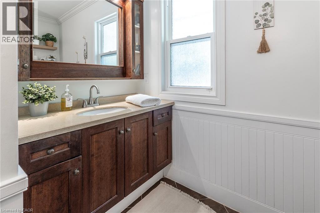 43 Miller Drive, Ancaster, ON