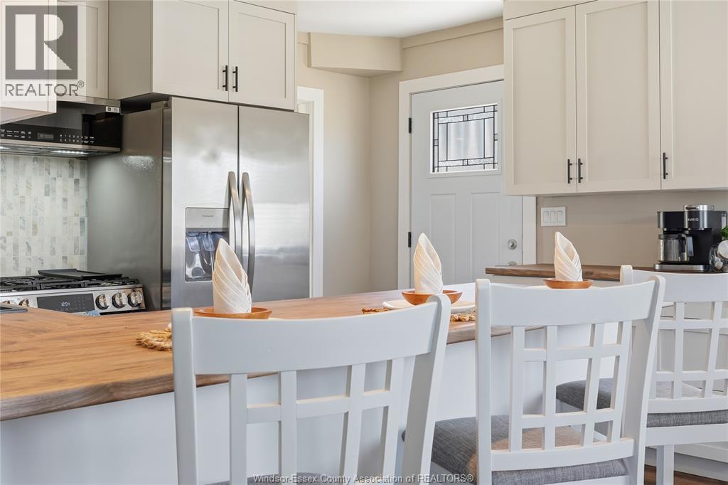 8 St. Clair Street, Tilbury, ON