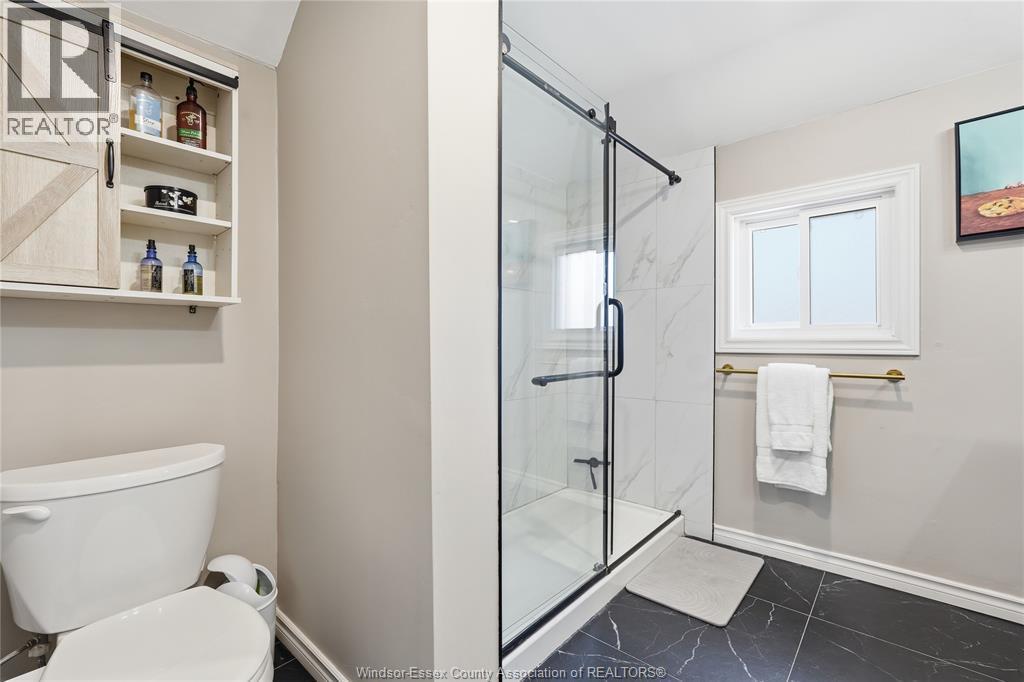 8 St. Clair Street, Tilbury, ON