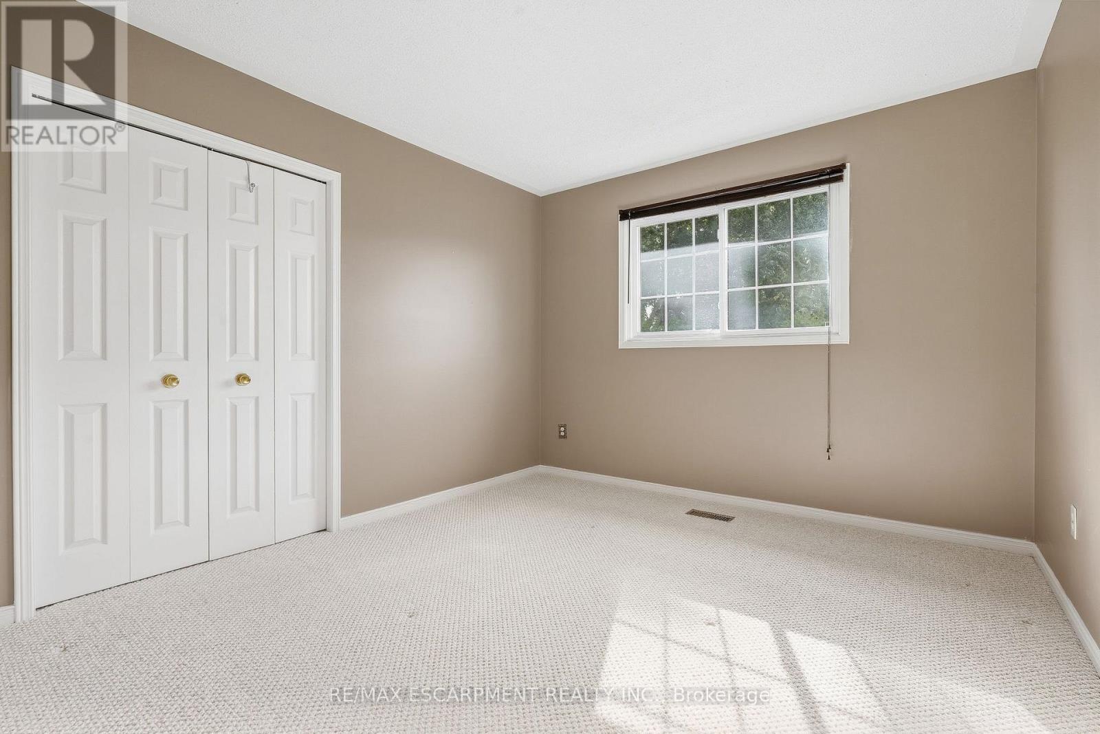 5 Michelle Drive, St. Catharines, ON