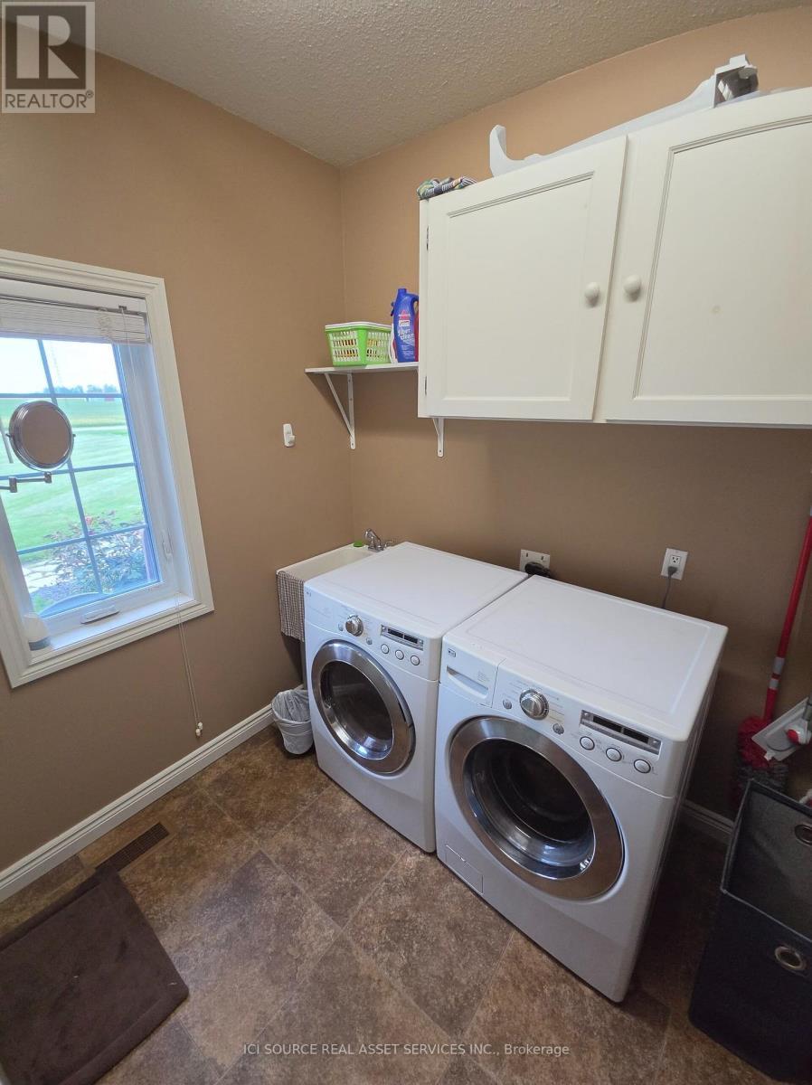 1532 Kerr Line, St. Clair, ON