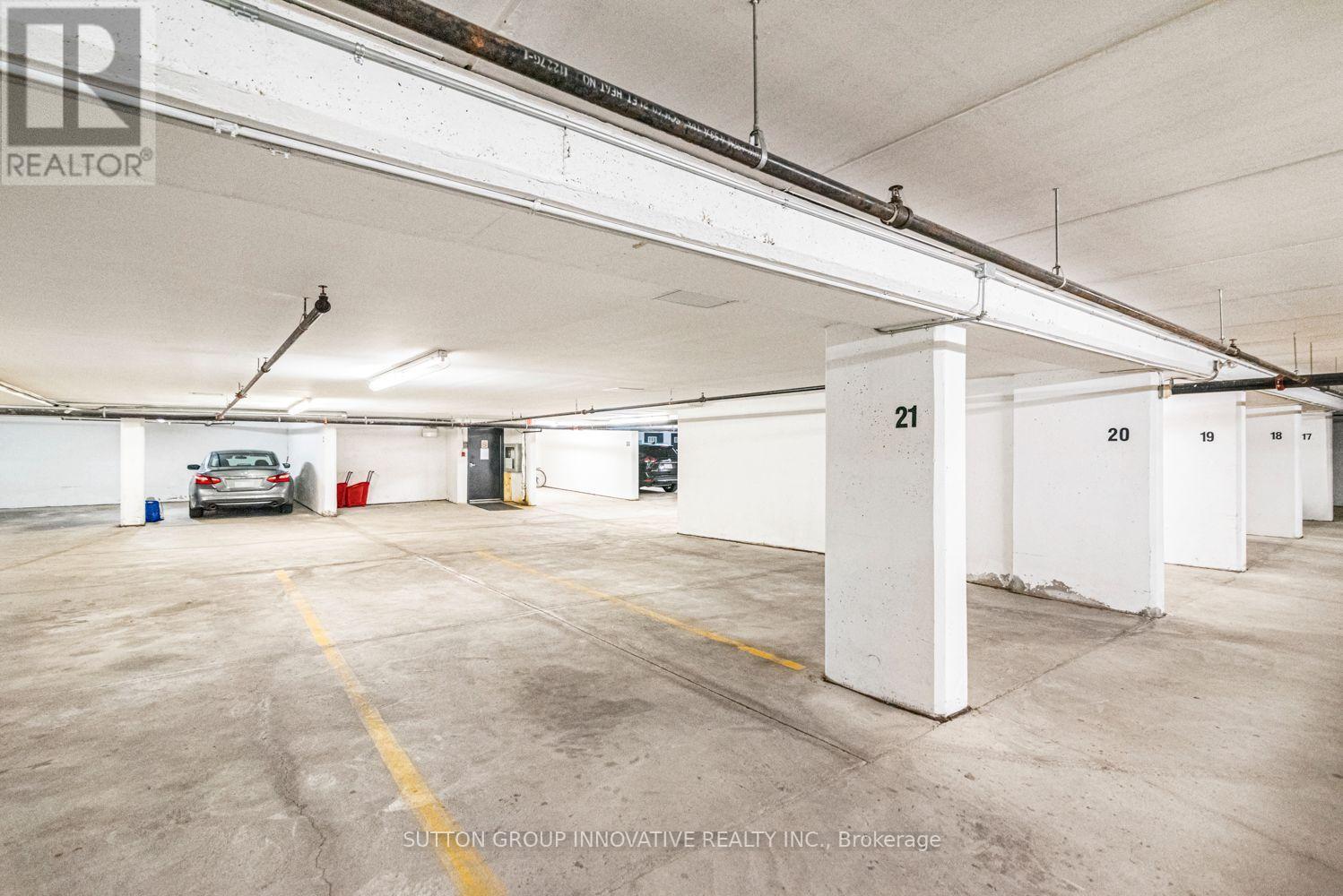 303 - 908 Mohawk Road E, Hamilton, ON