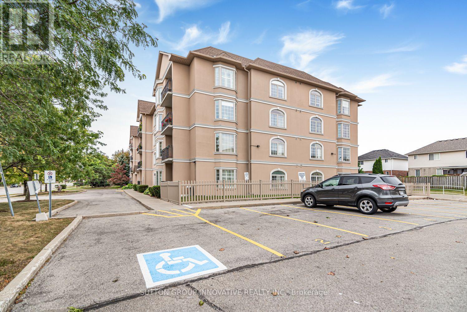 303 - 908 Mohawk Road E, Hamilton, ON