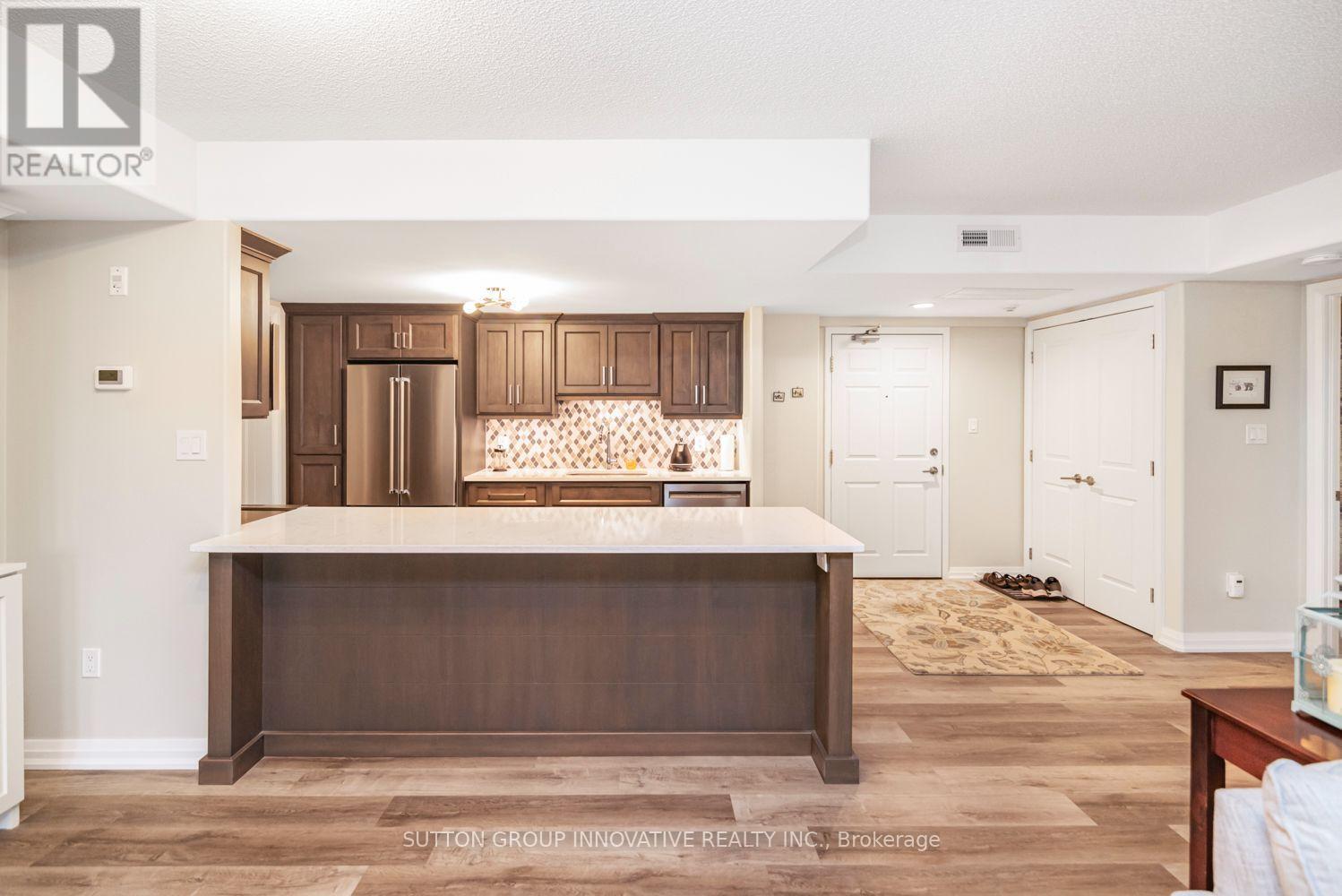 303 - 908 Mohawk Road E, Hamilton, ON