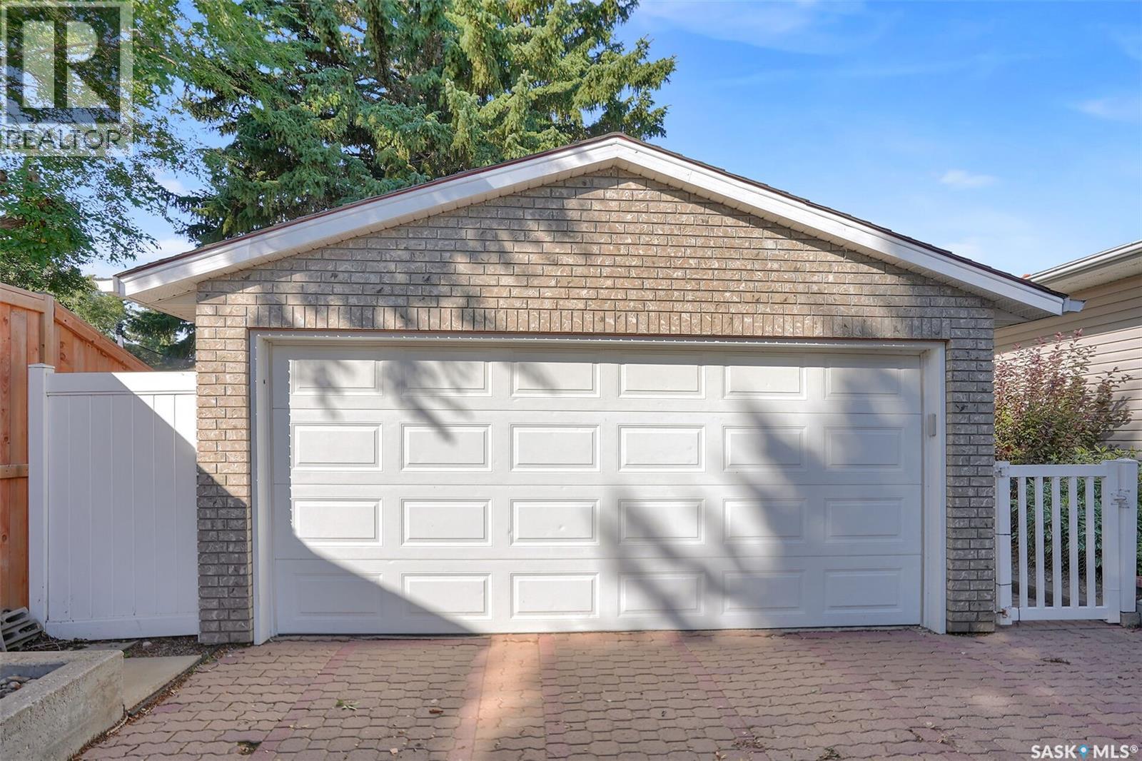 1616 Marshal Crescent, Moose Jaw, SK