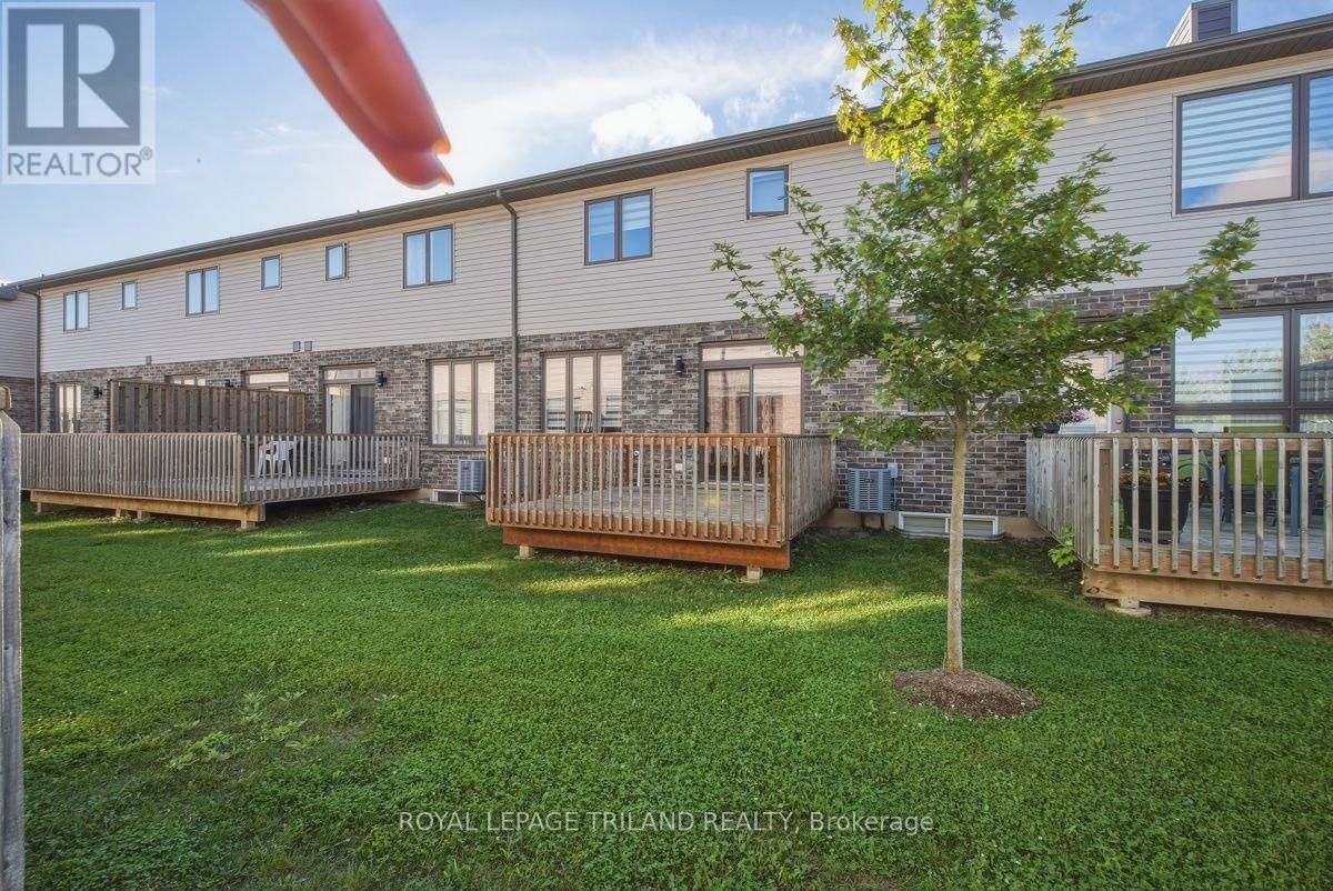 71 - 1960 Dalmagarry Road, London North (North E), ON
