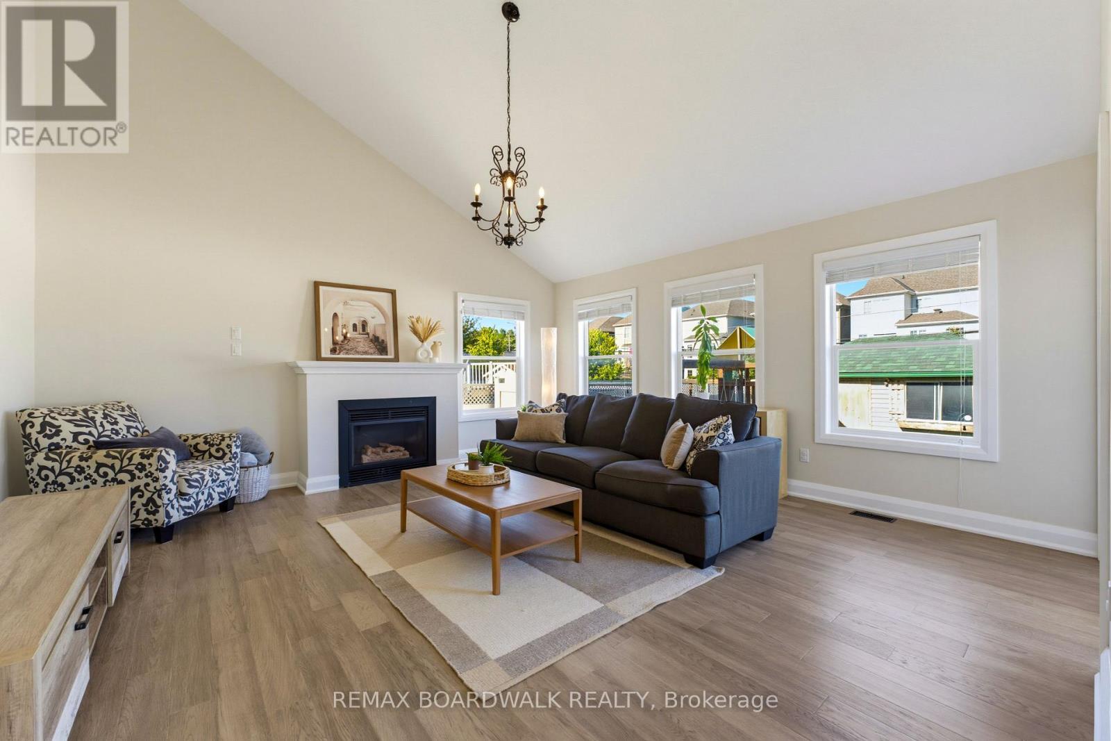 47 Mika Street, Ottawa, ON