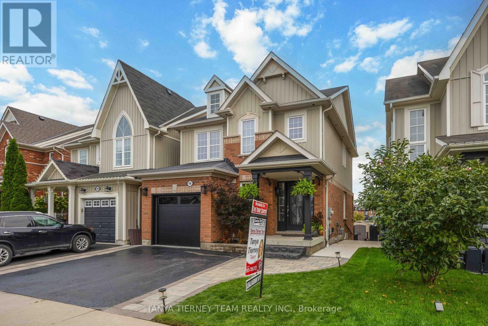 96 Mildenhall Place, Whitby, ON