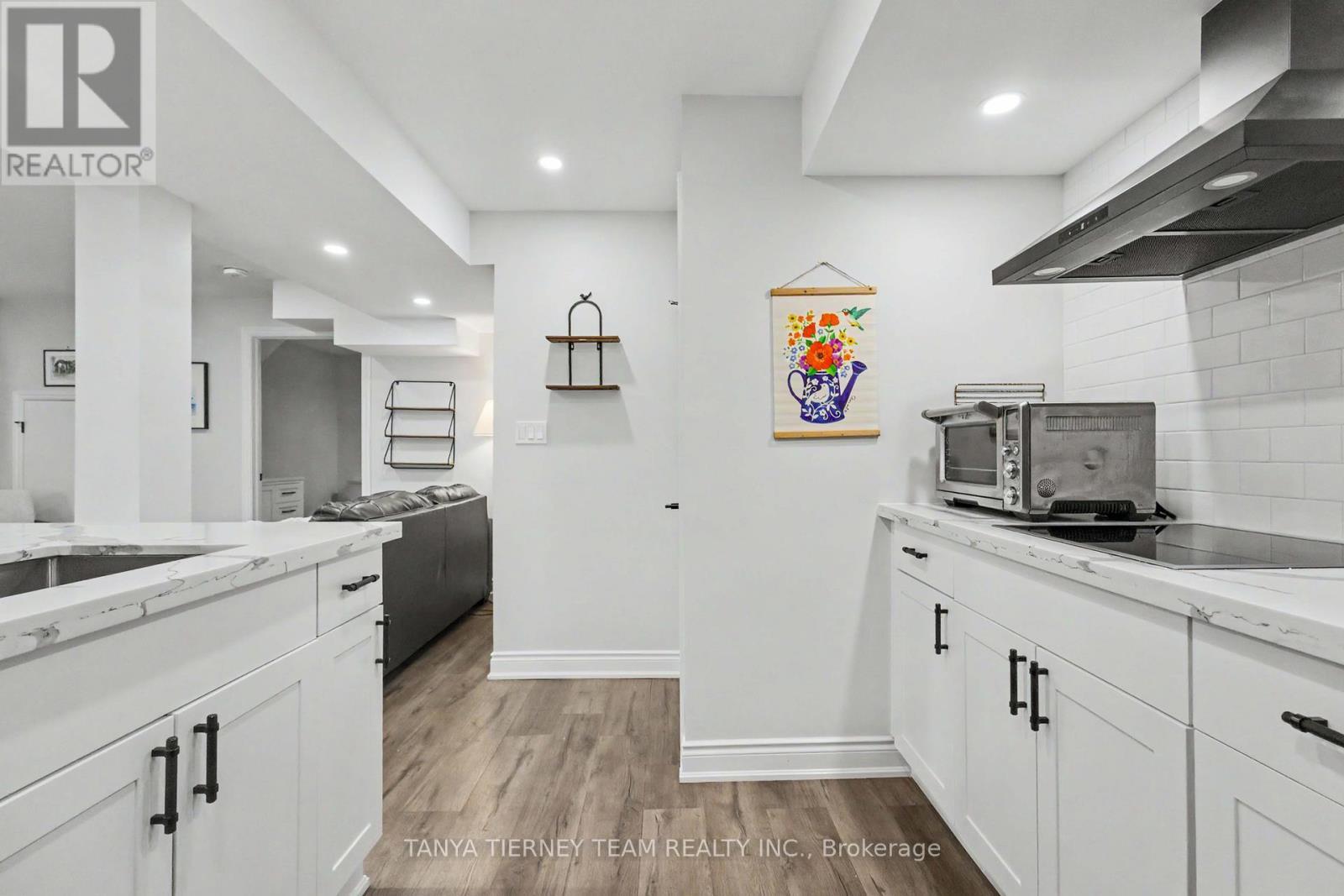 96 Mildenhall Place, Whitby, ON