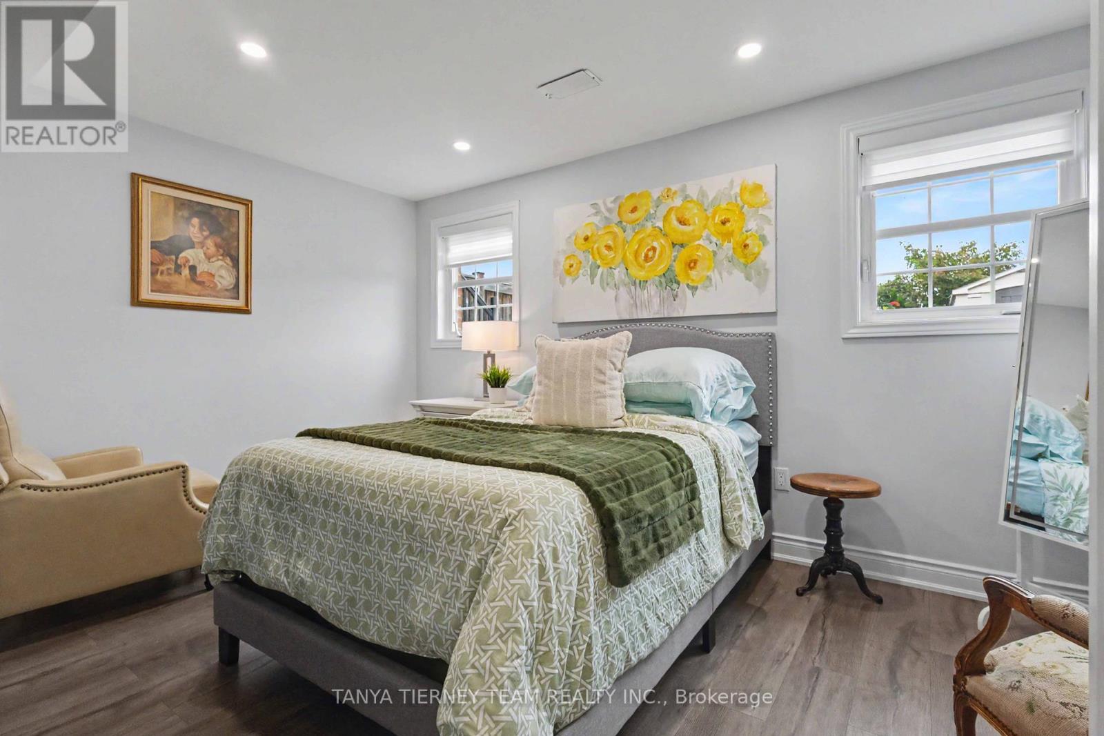 96 Mildenhall Place, Whitby, ON