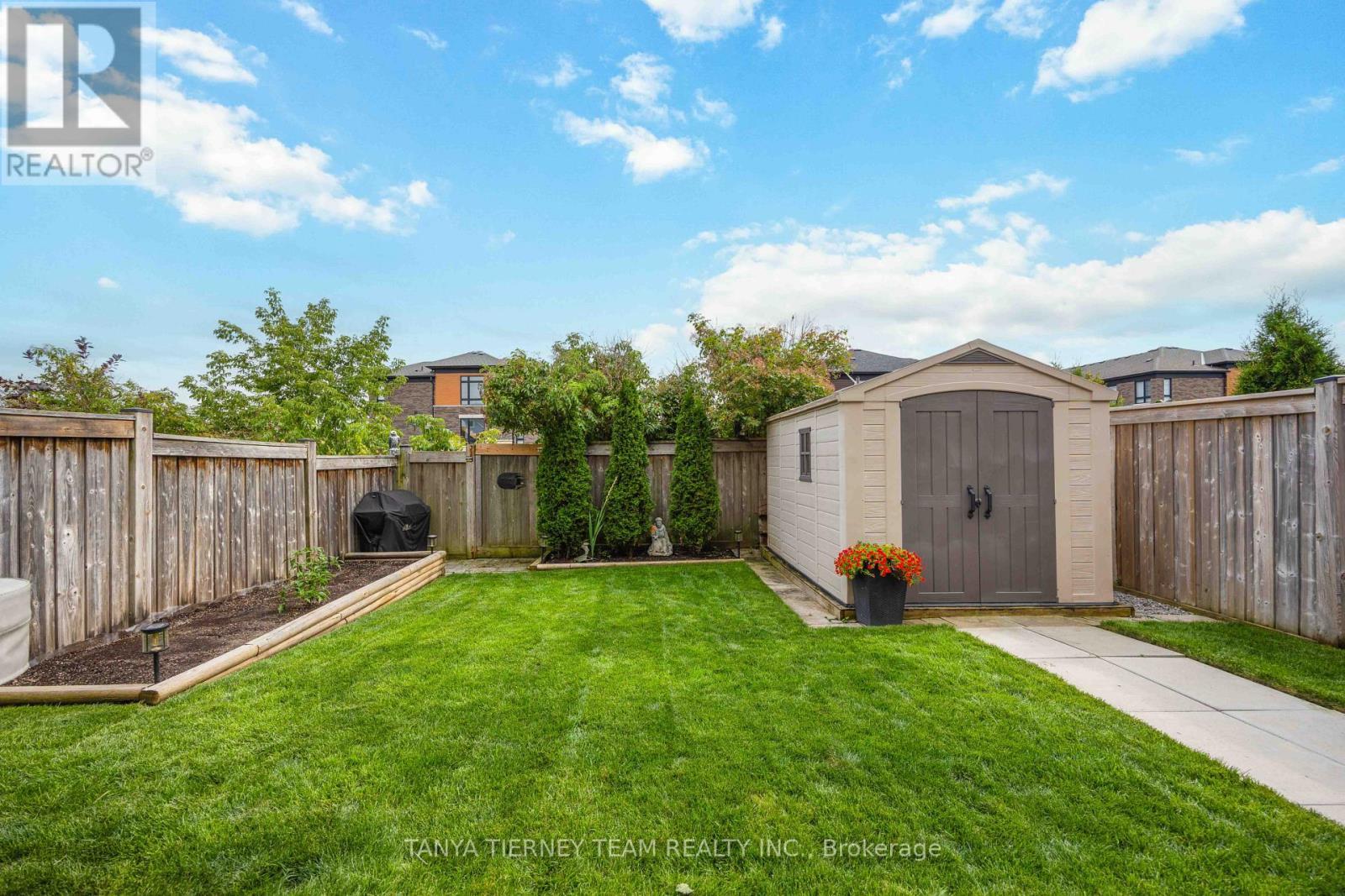 96 Mildenhall Place, Whitby, ON