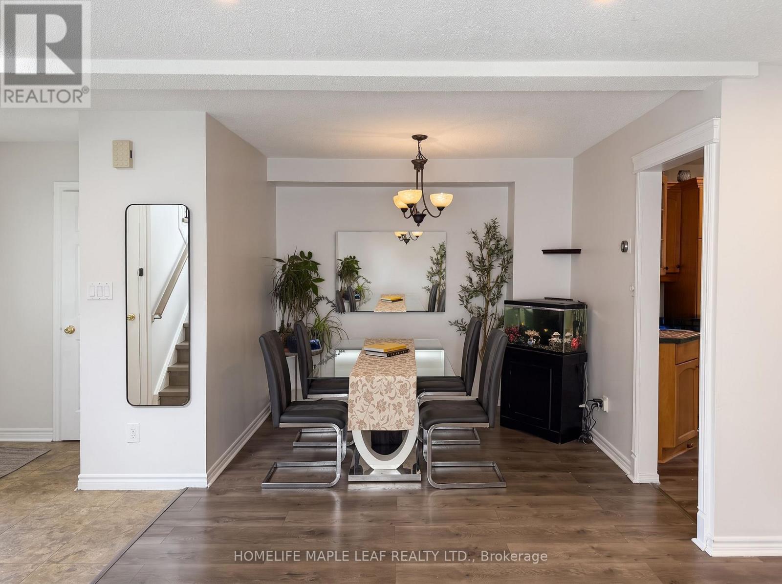 12 Giles Court, Whitby, ON