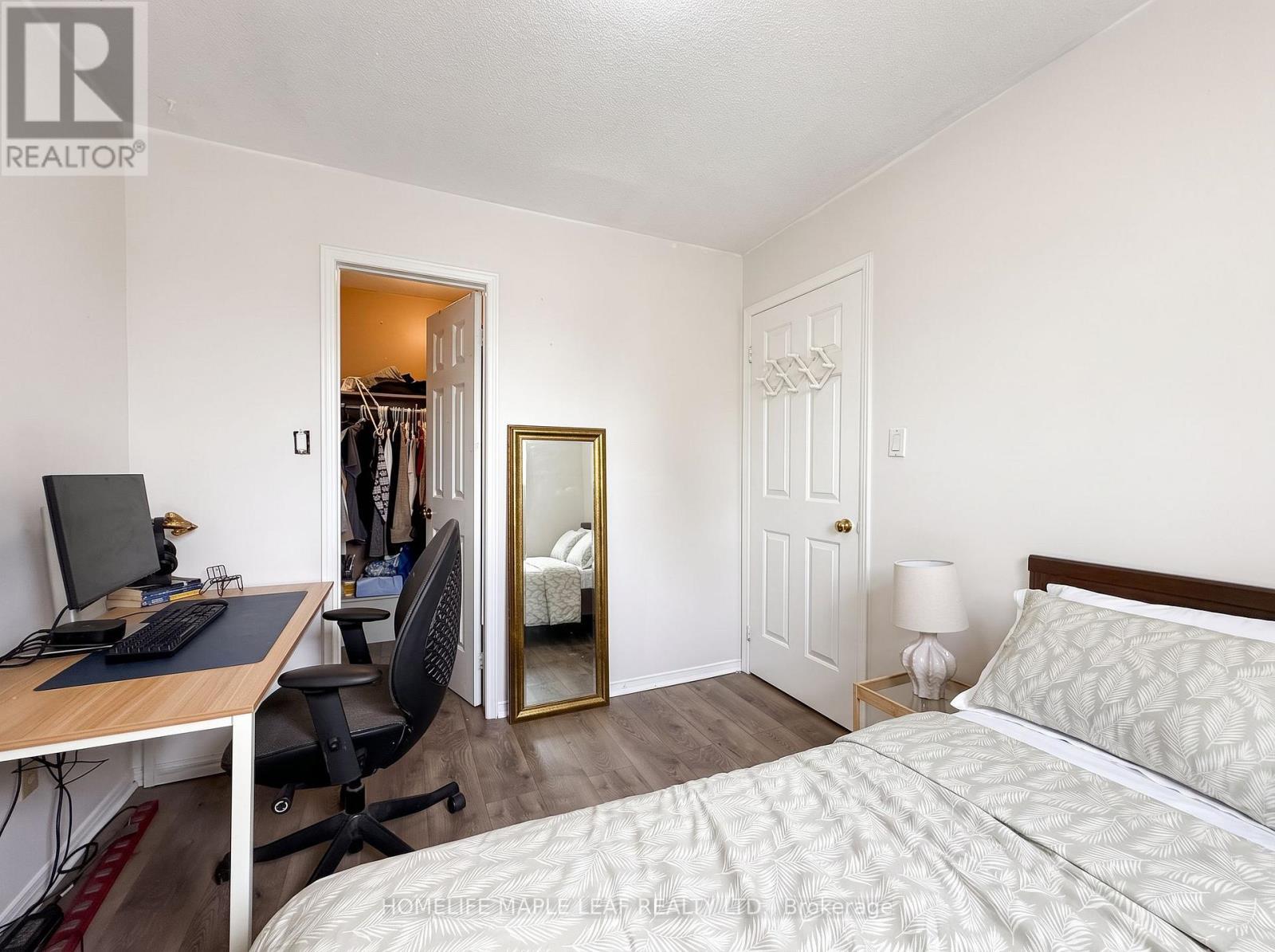 12 Giles Court, Whitby, ON