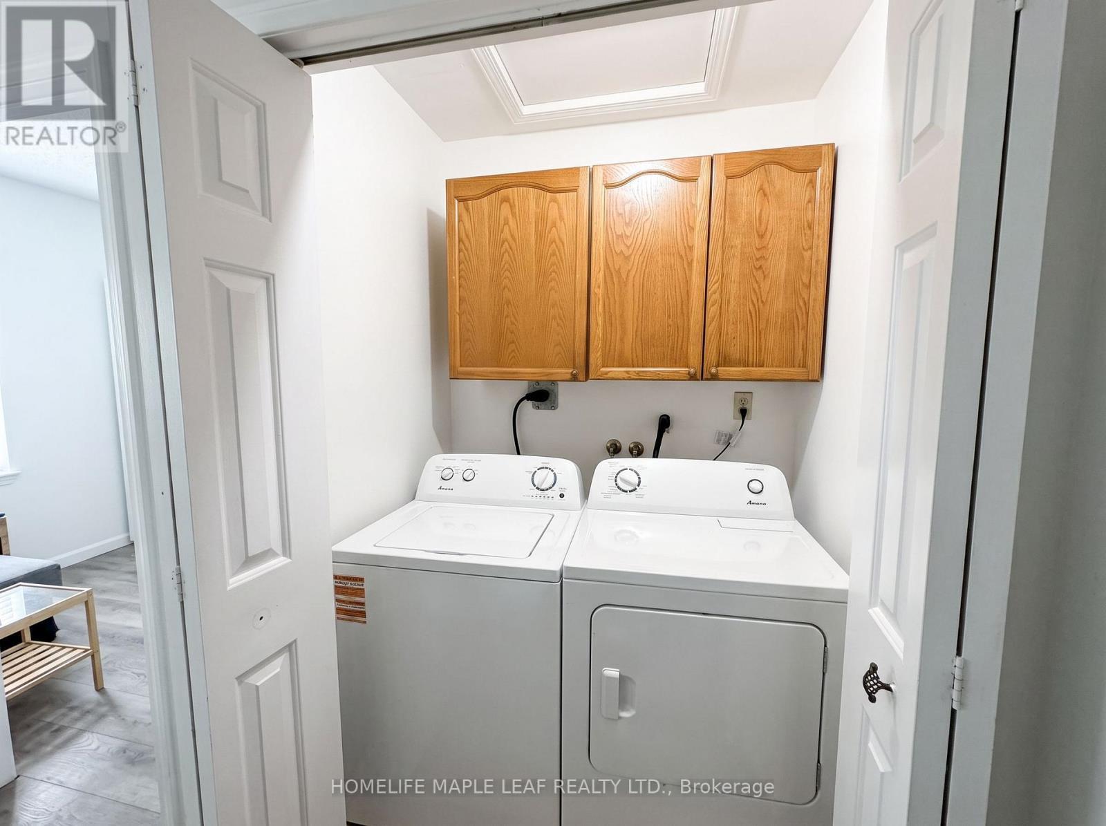 12 Giles Court, Whitby, ON