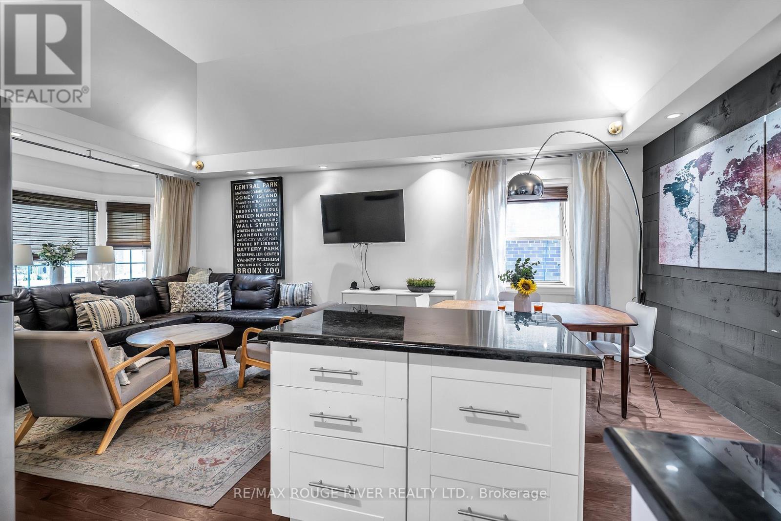 1306 Kingston Road, Toronto, ON