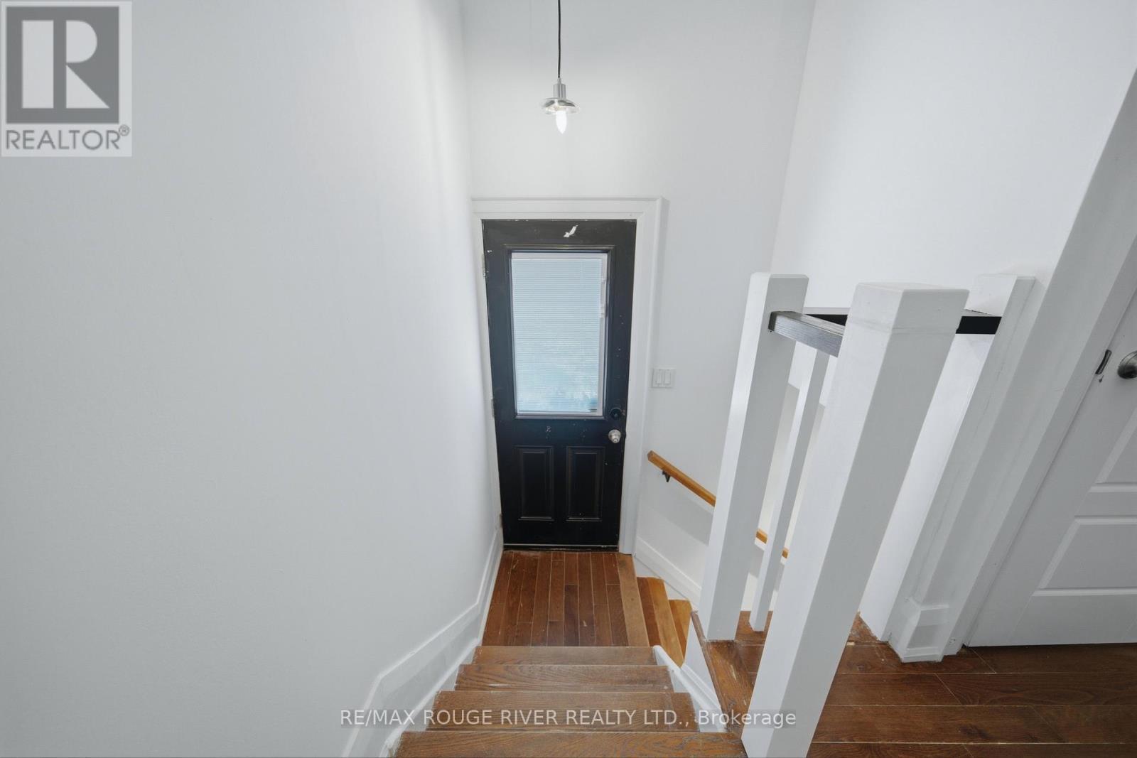 1306 Kingston Road, Toronto, ON
