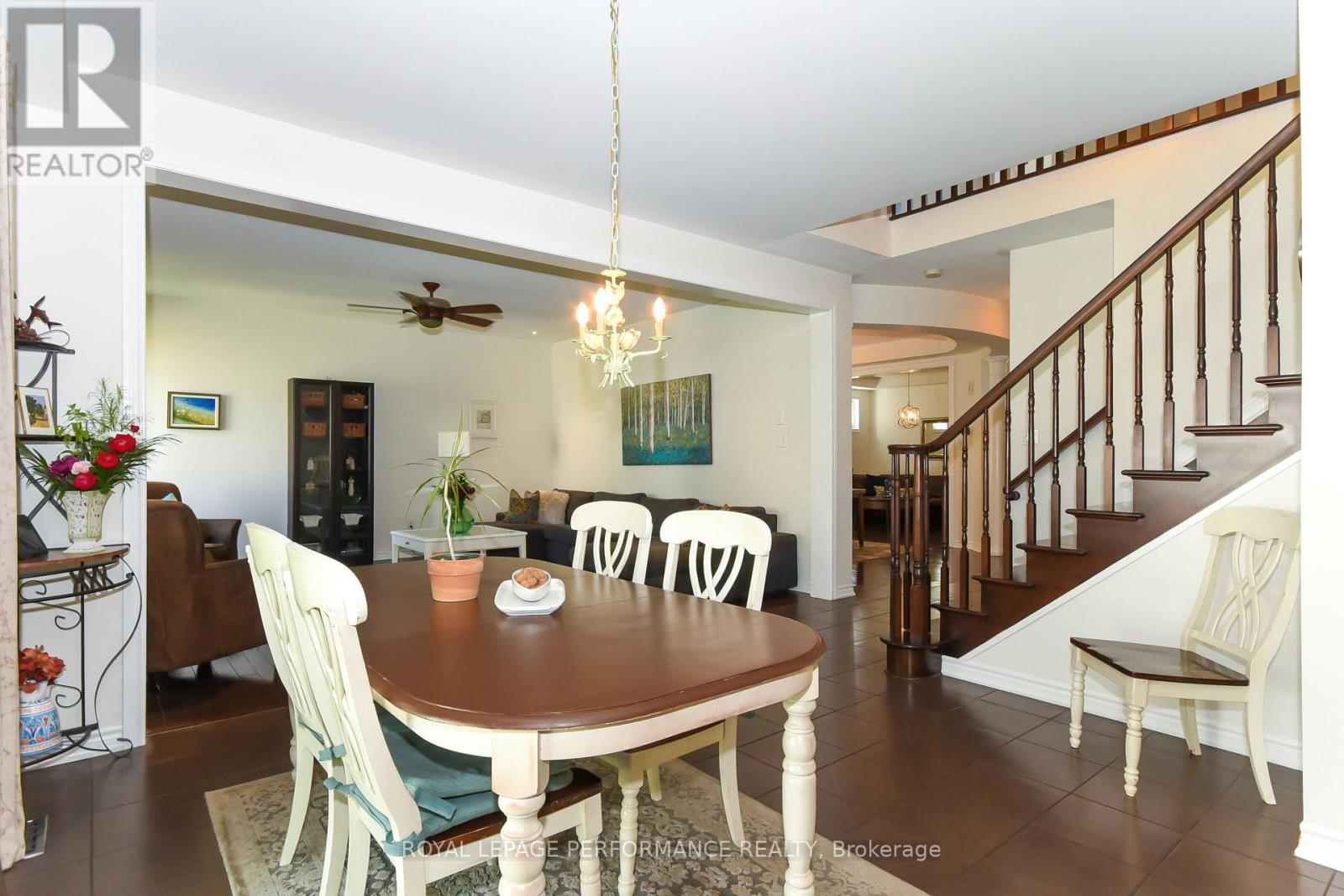 2744 Grand Vista Circle, Ottawa, ON