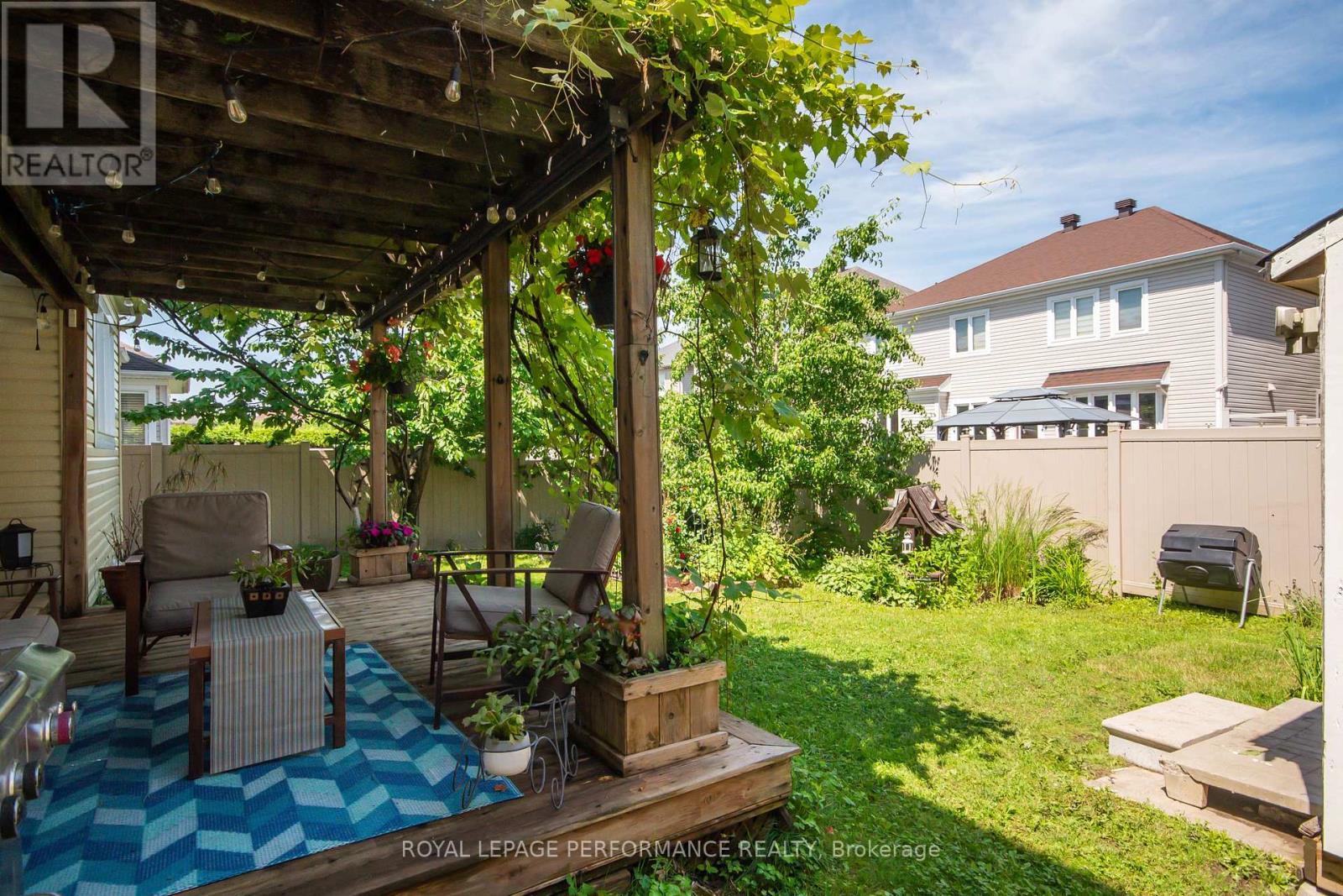 2744 Grand Vista Circle, Ottawa, ON
