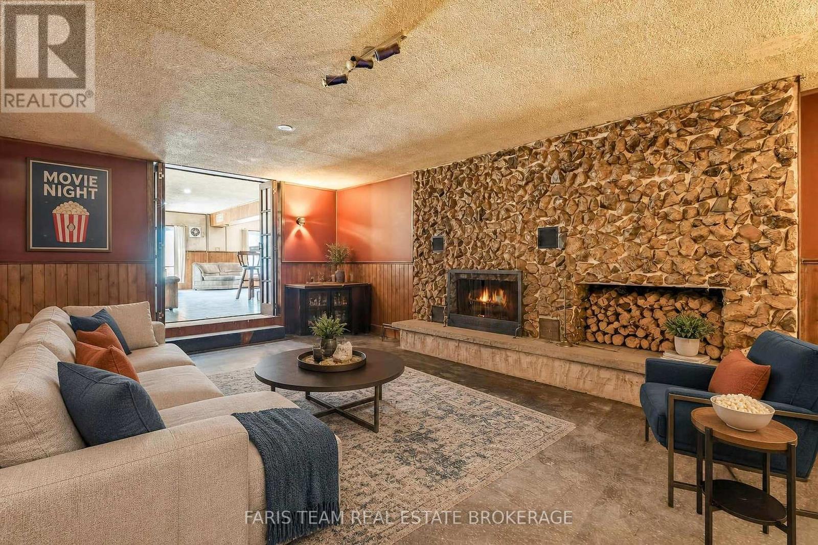 Virtually staged - 5809 10Th Side Road, Essa, ON