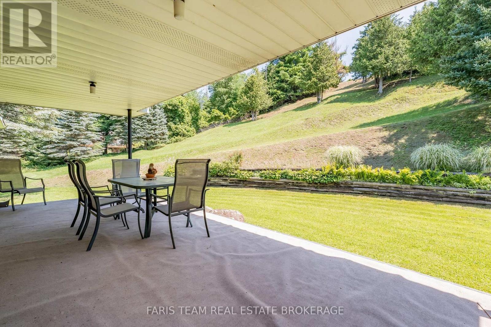 5809 10Th Side Road, Essa, ON