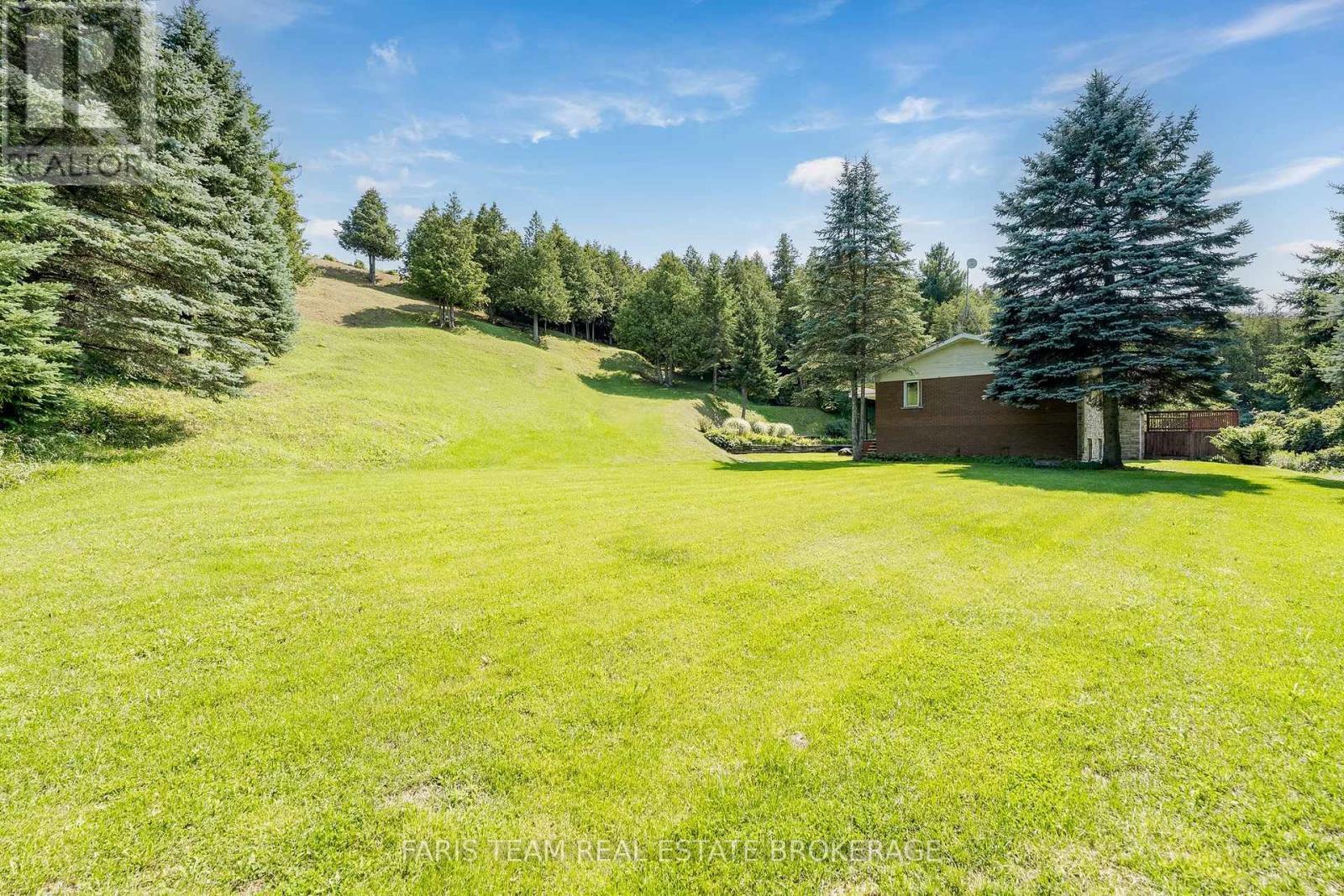 5809 10Th Side Road, Essa, ON