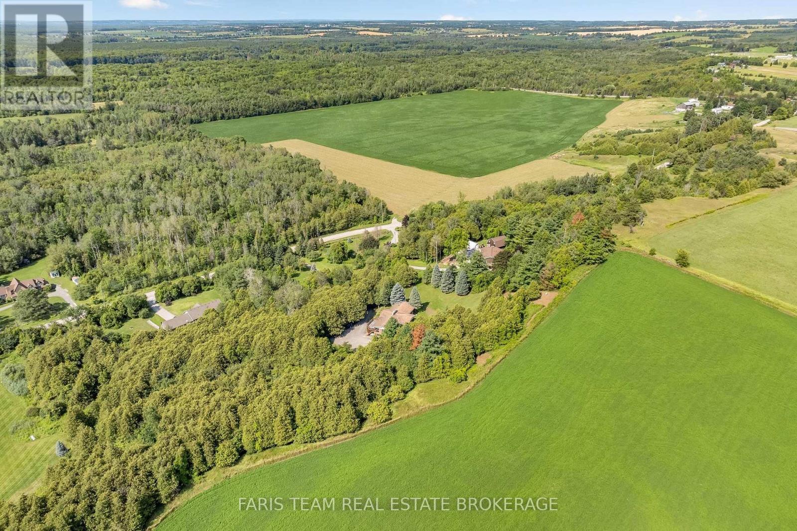 5809 10Th Side Road, Essa, ON