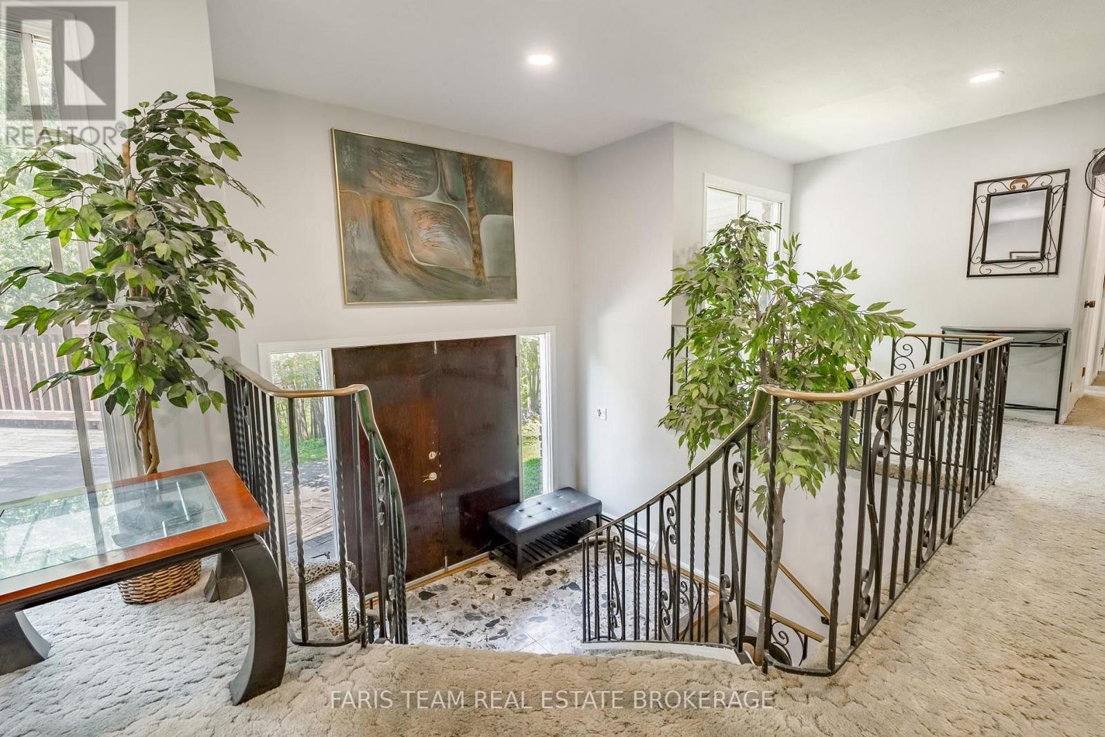 5809 10Th Side Road, Essa, ON