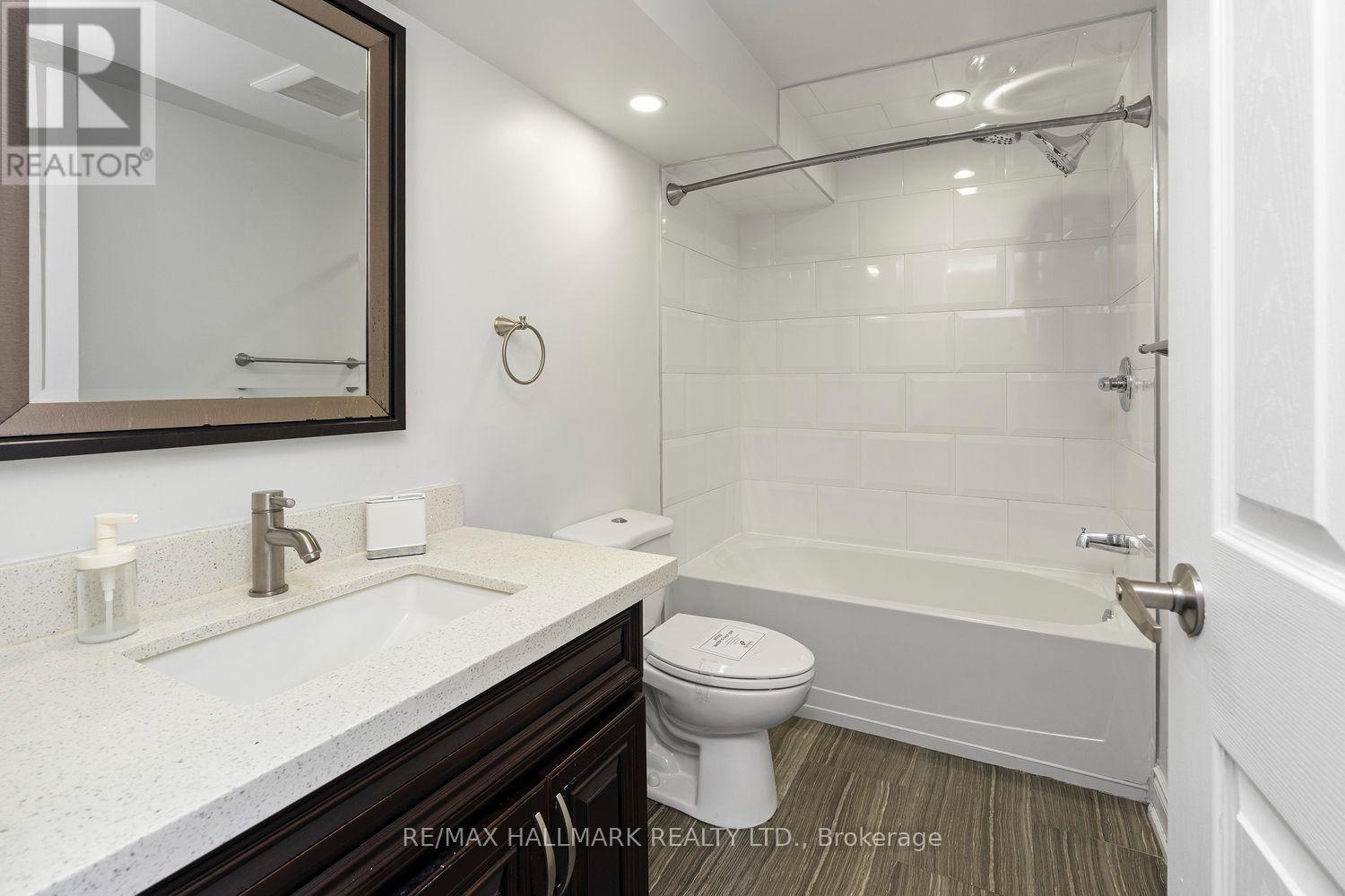 245 Elmwood Avenue, Richmond Hill, ON
