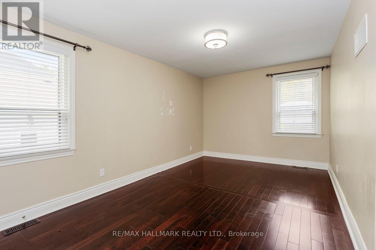 245 Elmwood Avenue, Richmond Hill, ON