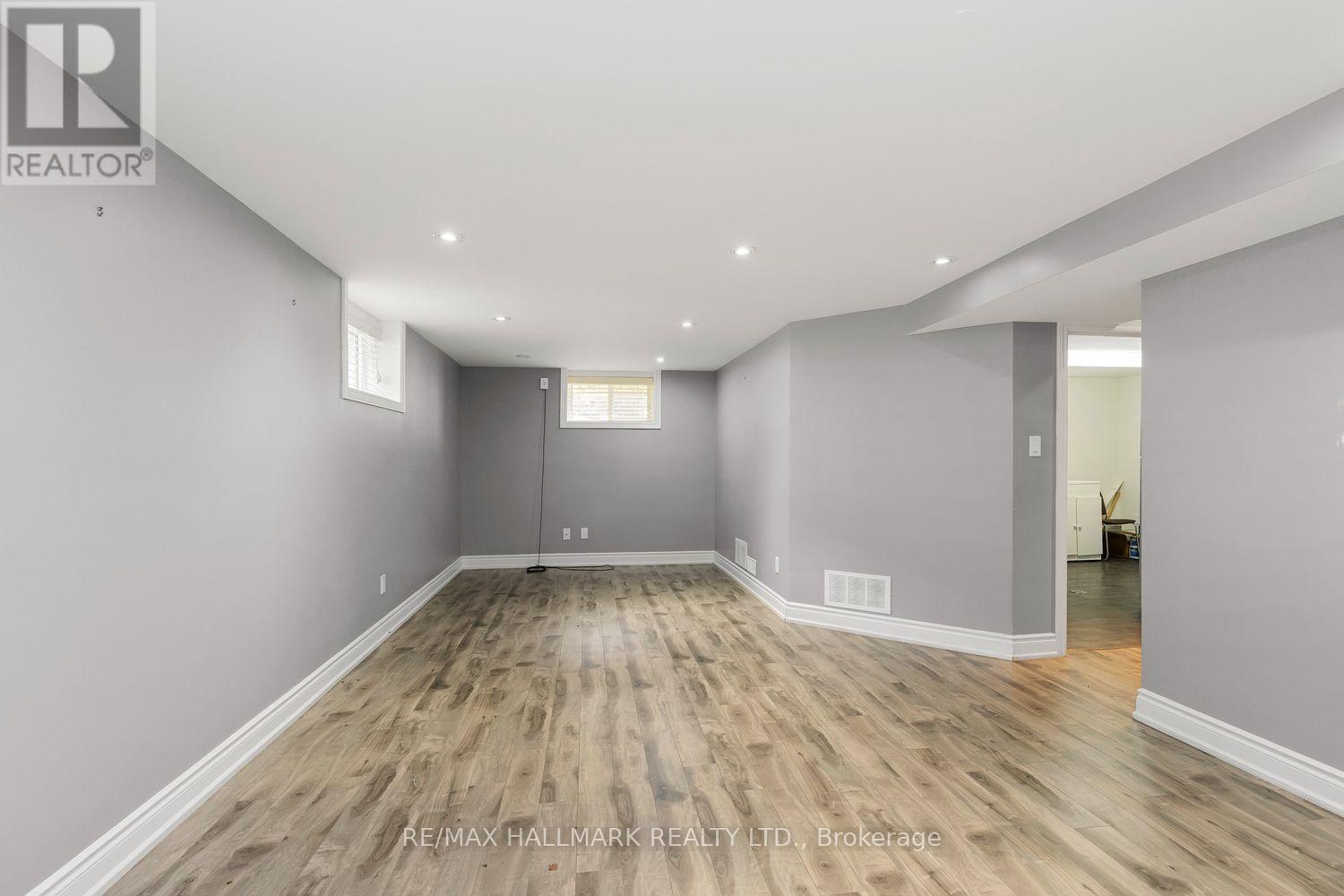 245 Elmwood Avenue, Richmond Hill, ON