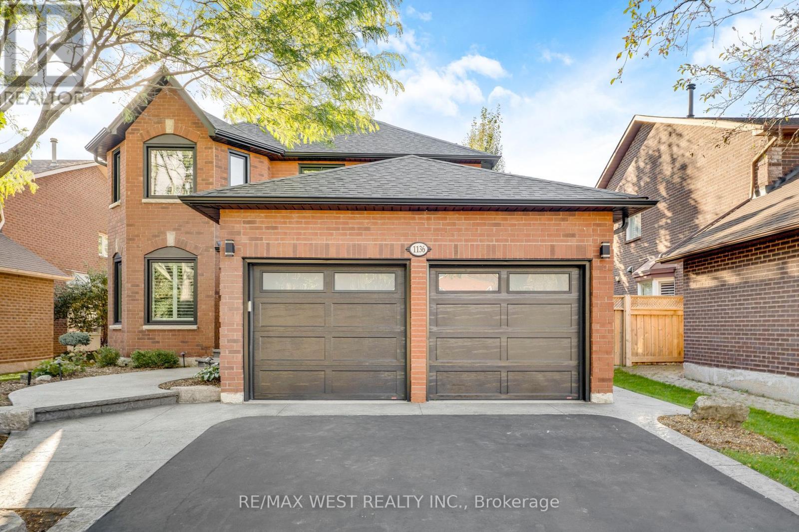 1136 Goodson Crescent, Oakville, ON