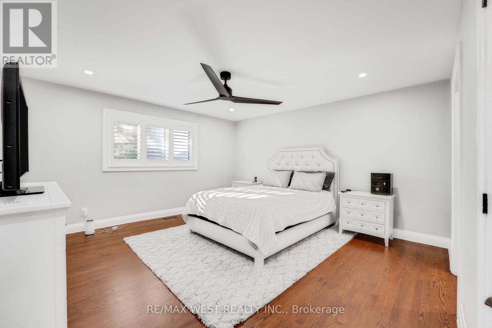 1136 Goodson Crescent, Oakville, ON