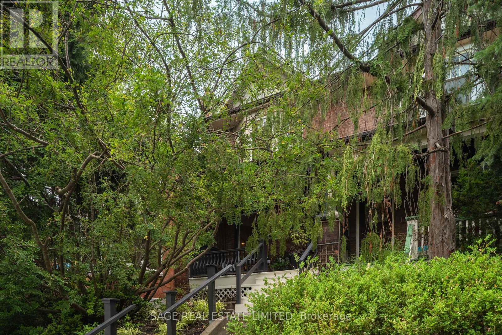 121 Glendale Avenue, Toronto, ON