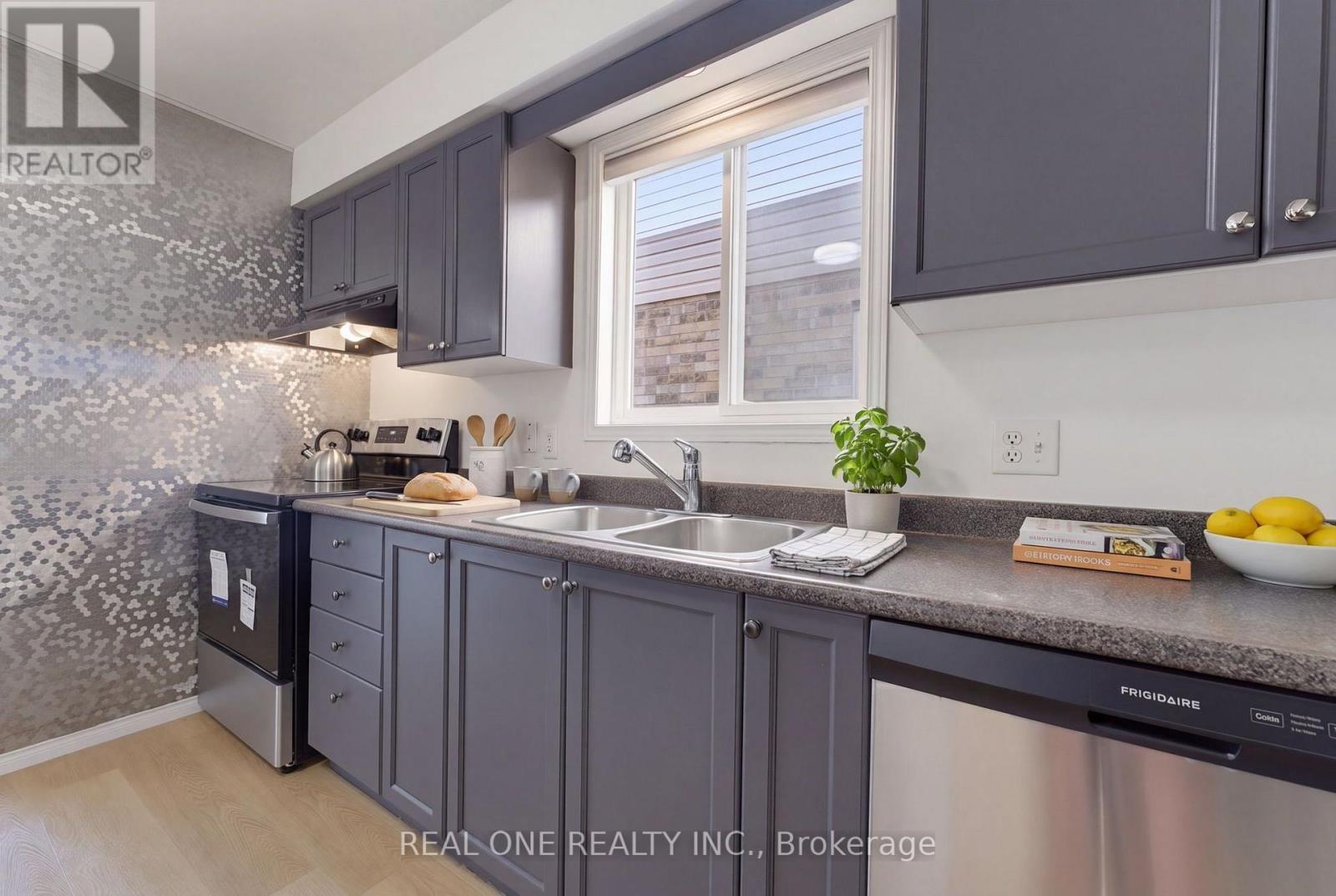 72 Patton Drive, Cambridge, ON