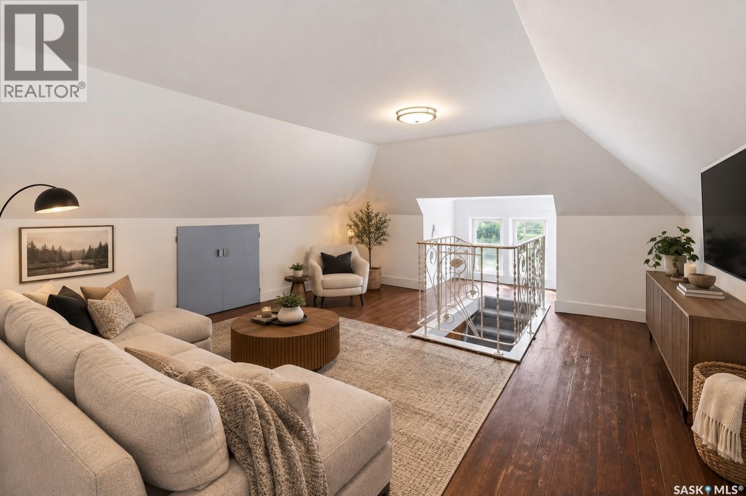 704 Mcpherson Avenue, Saskatoon, SK