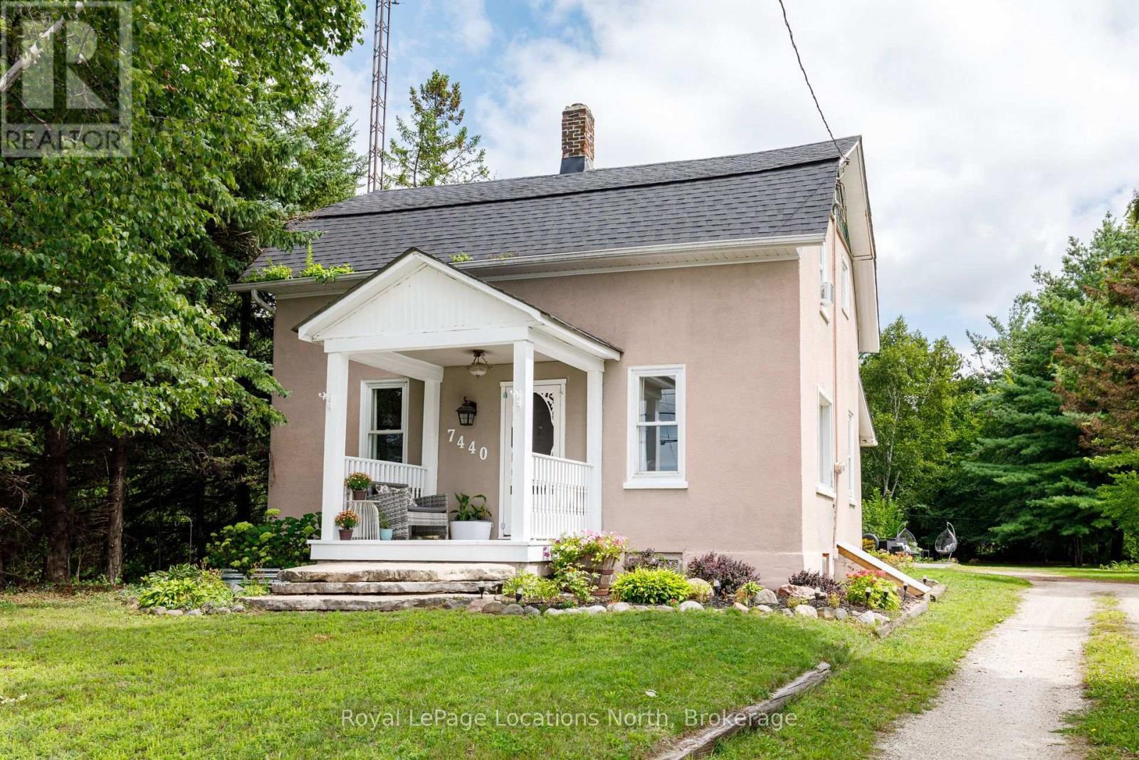 Welcome Home !! - 7440 Highway # 26 Highway, Clearview (Stayner), ON
