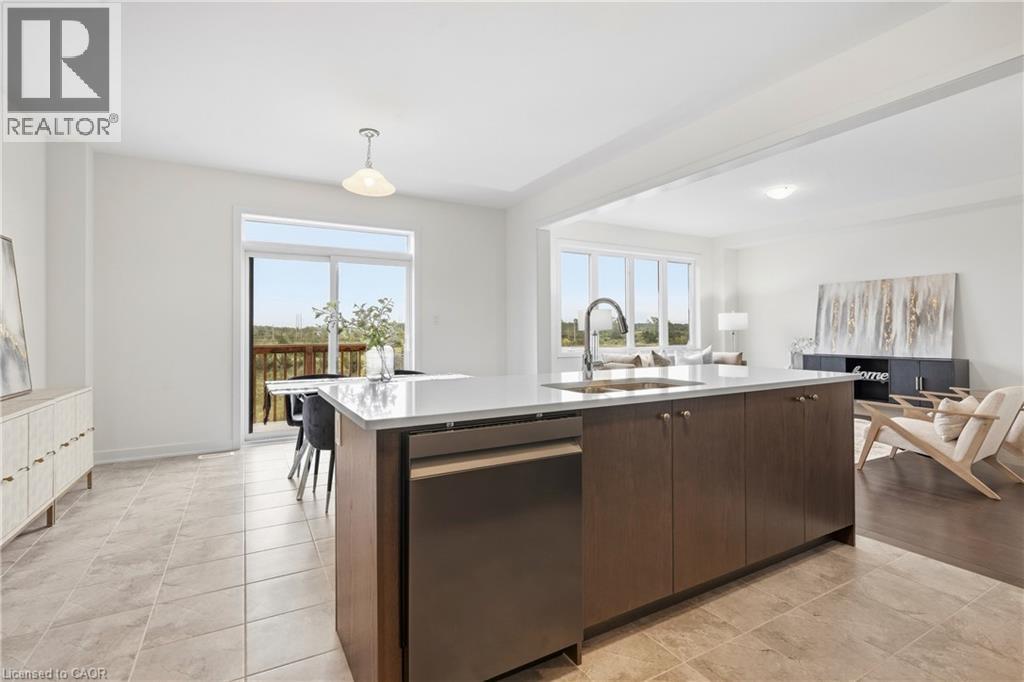 166 Aviron Crescent, Welland, ON