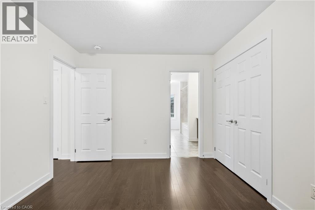 166 Aviron Crescent, Welland, ON