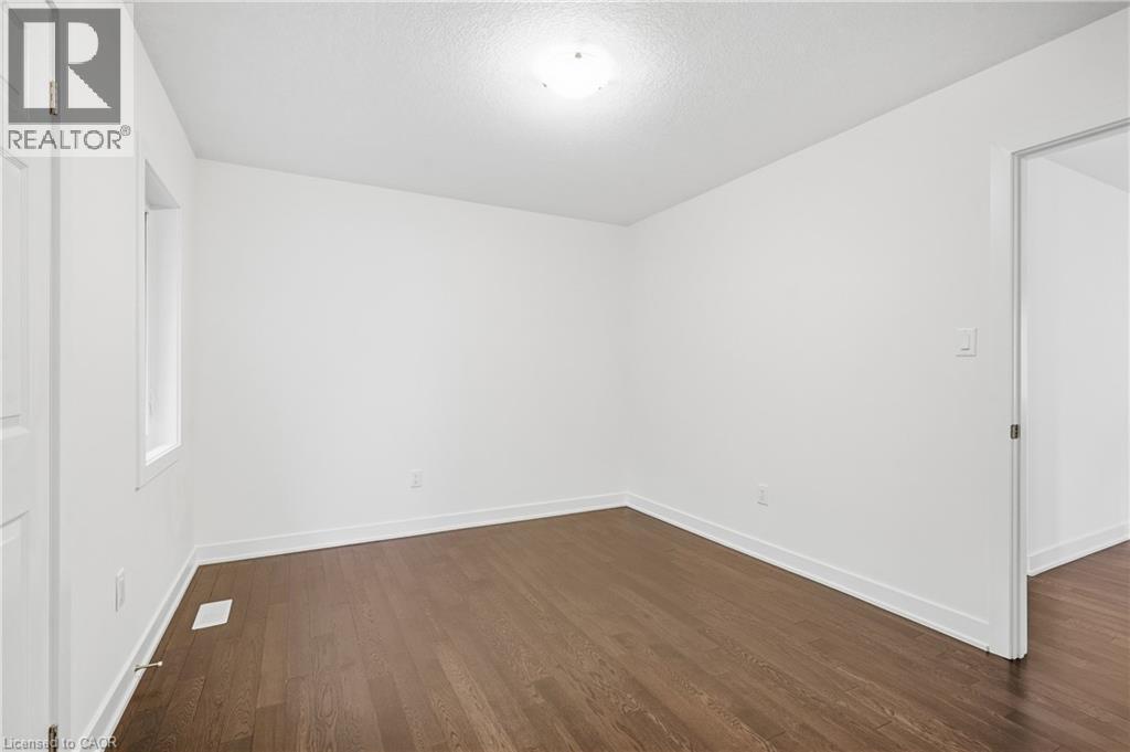 166 Aviron Crescent, Welland, ON