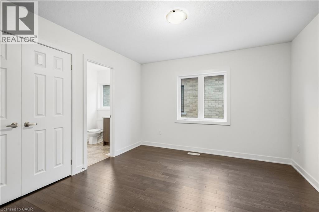 166 Aviron Crescent, Welland, ON