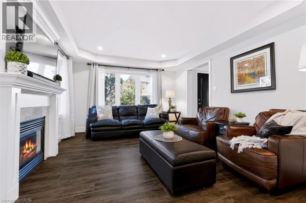 118 Lavery Heights, Milton, ON