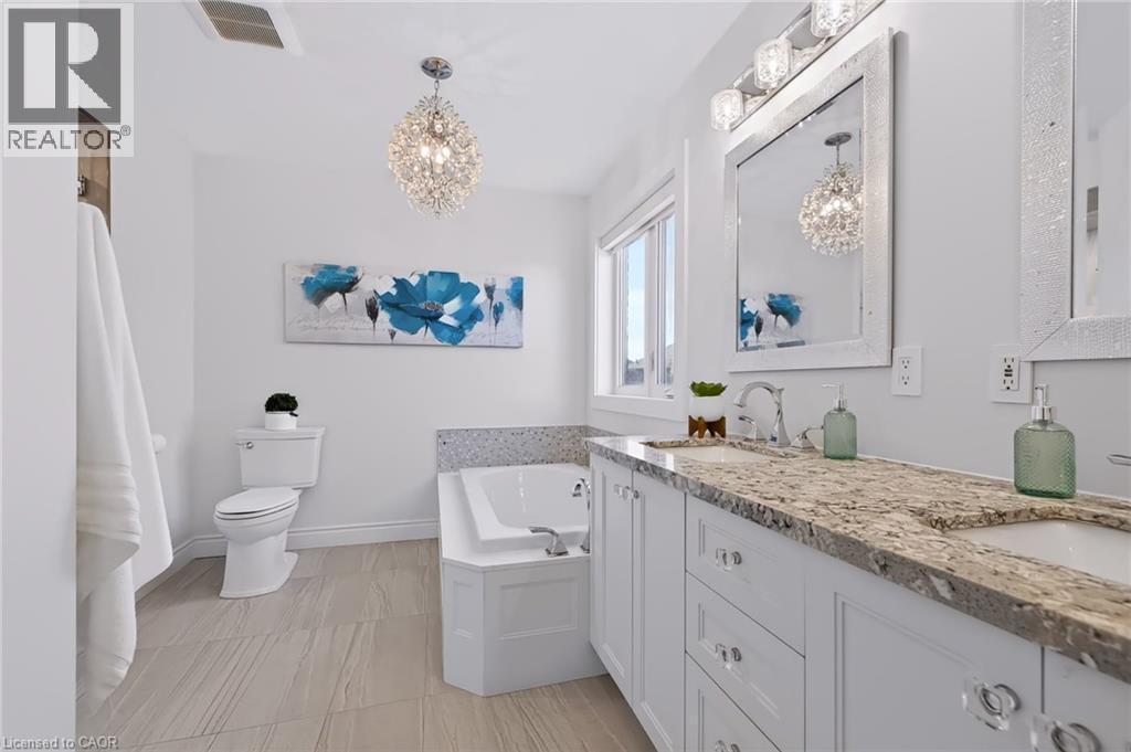 118 Lavery Heights, Milton, ON