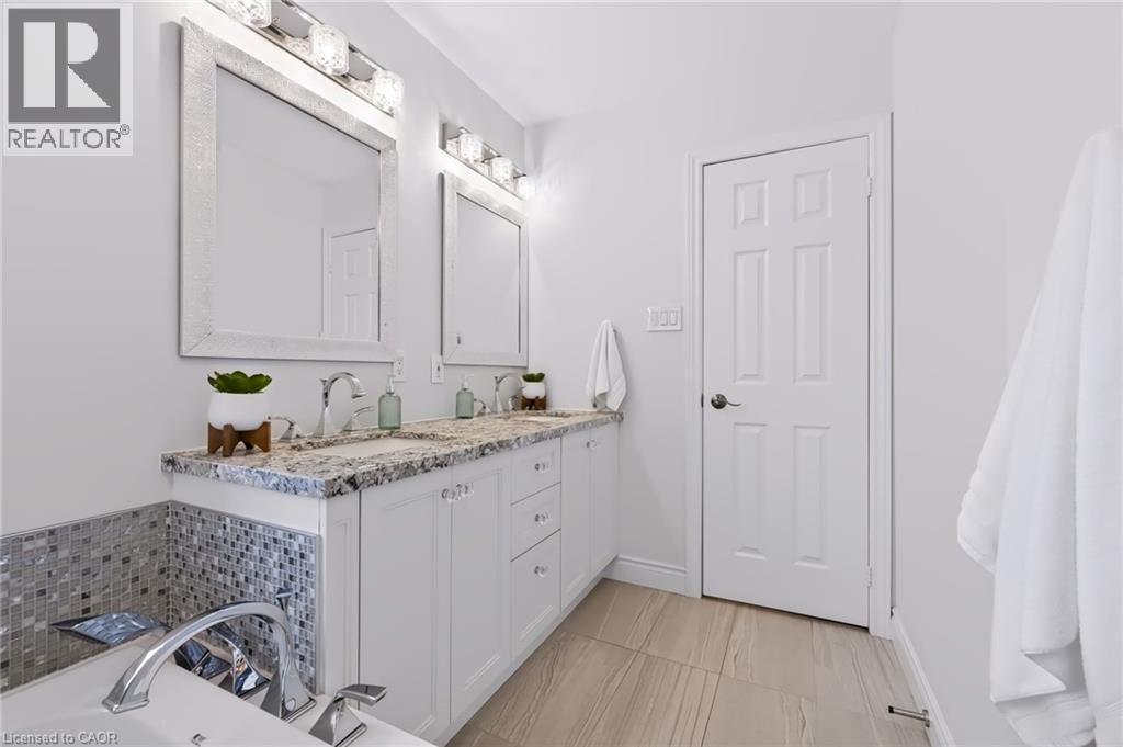 118 Lavery Heights, Milton, ON