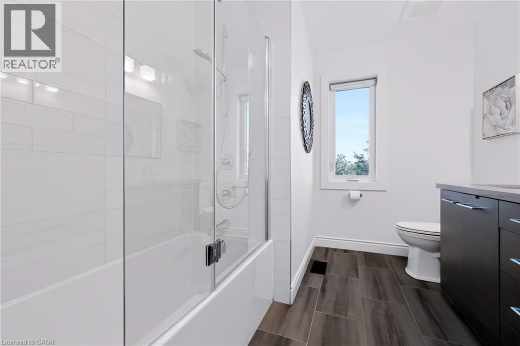 118 Lavery Heights, Milton, ON
